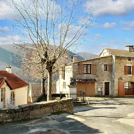Maison Pittoresque A Avec Vue Sur La Montagne