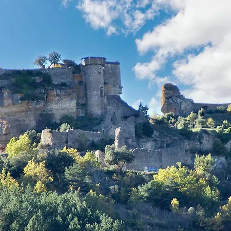 Maison Pittoresque A Avec Vue Sur La Montagne بيت للعطل Mostuéjouls